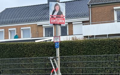 Plakatieren